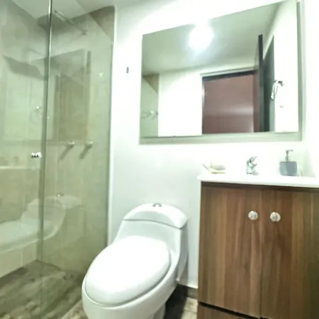 Apartamento Poblado En La Zona Rosa De Medellin Exterior photo