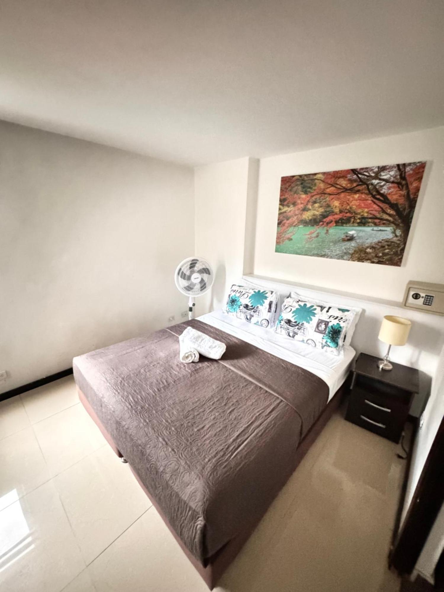 Poblado En La Zona Rosa De Apartment *