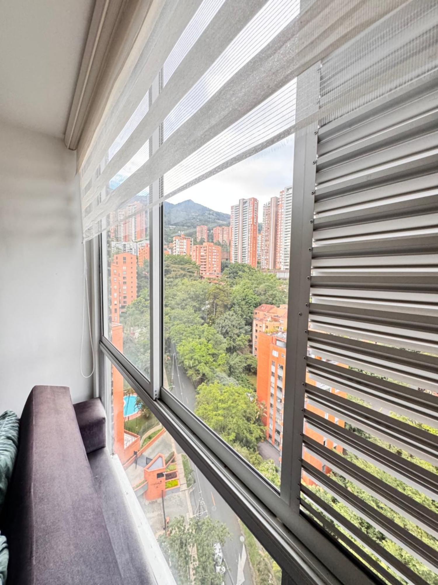 Poblado En La Zona Rosa De Apartment